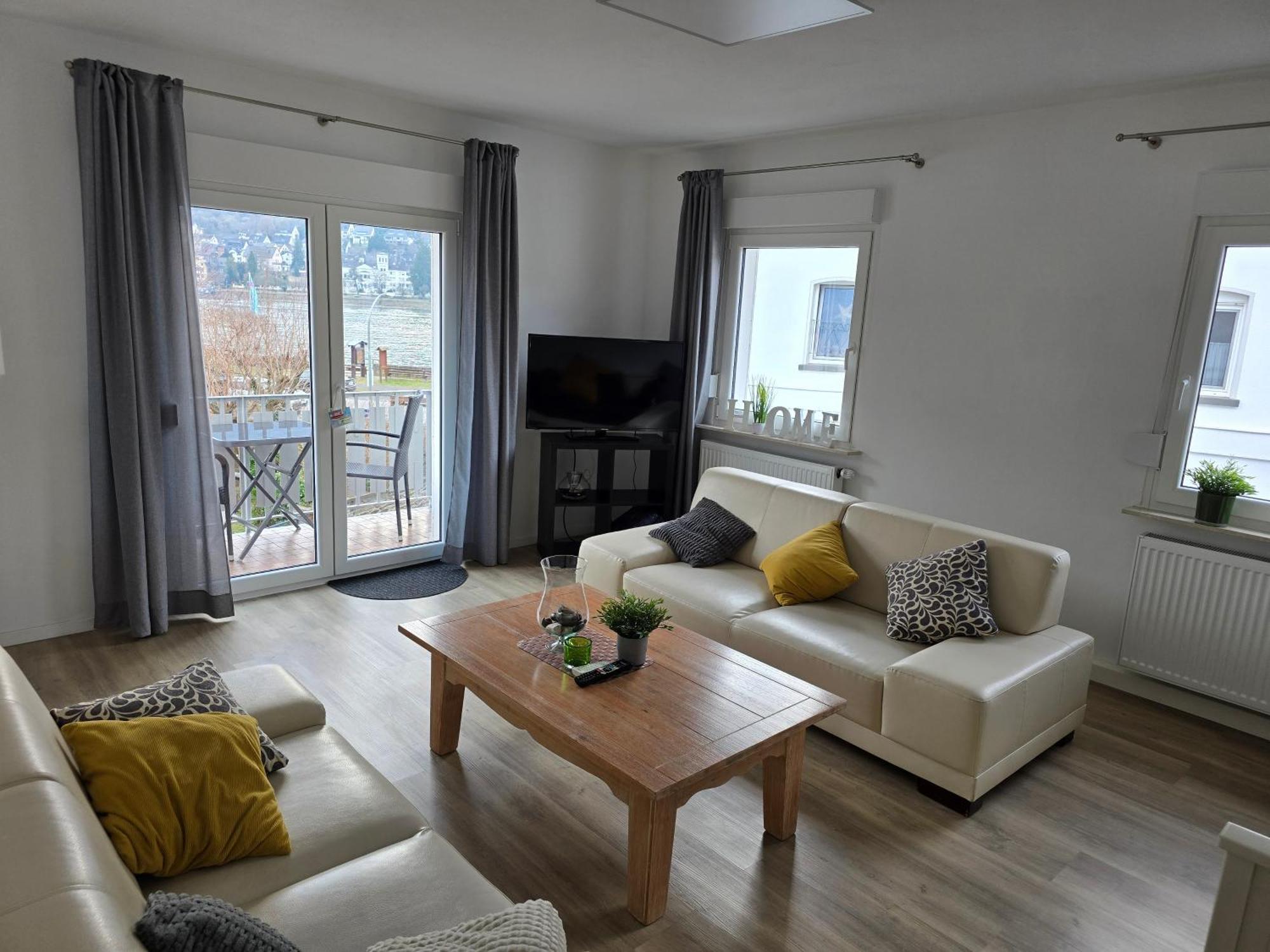 Ferienhaus Steigrhein Filsen Exteriör bild