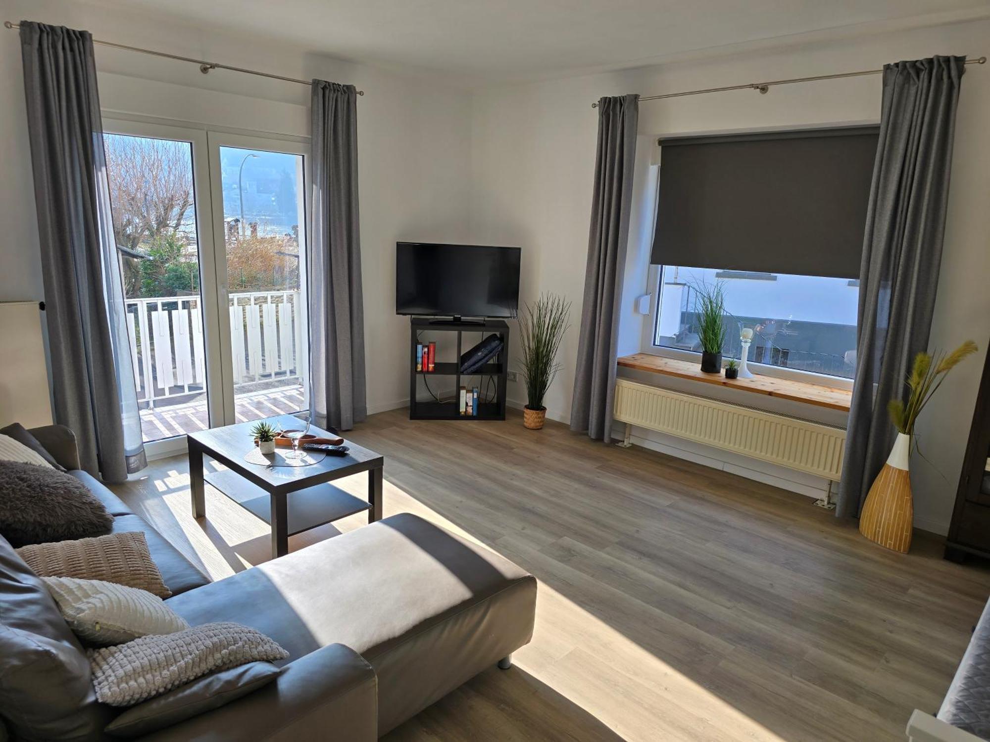 Ferienhaus Steigrhein Filsen Exteriör bild